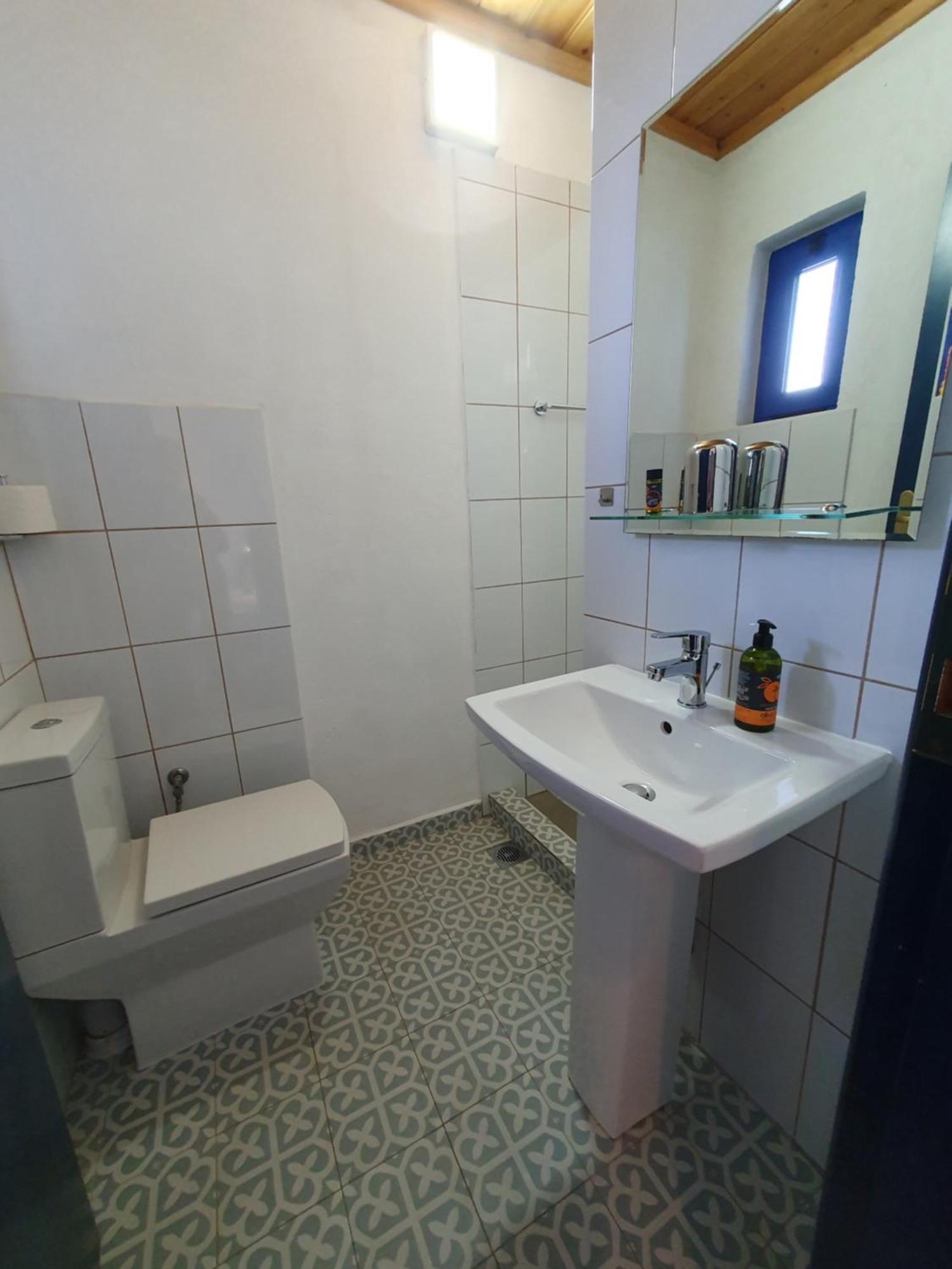 פראנגוקאסטלון Babis & Popi Rooms And Studios מראה חיצוני תמונה